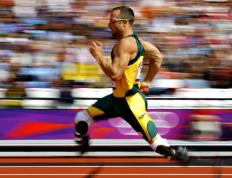 纳达尔在巴塞罗那比赛中锐不可当，重返赛场引发热议！引发球迷热议